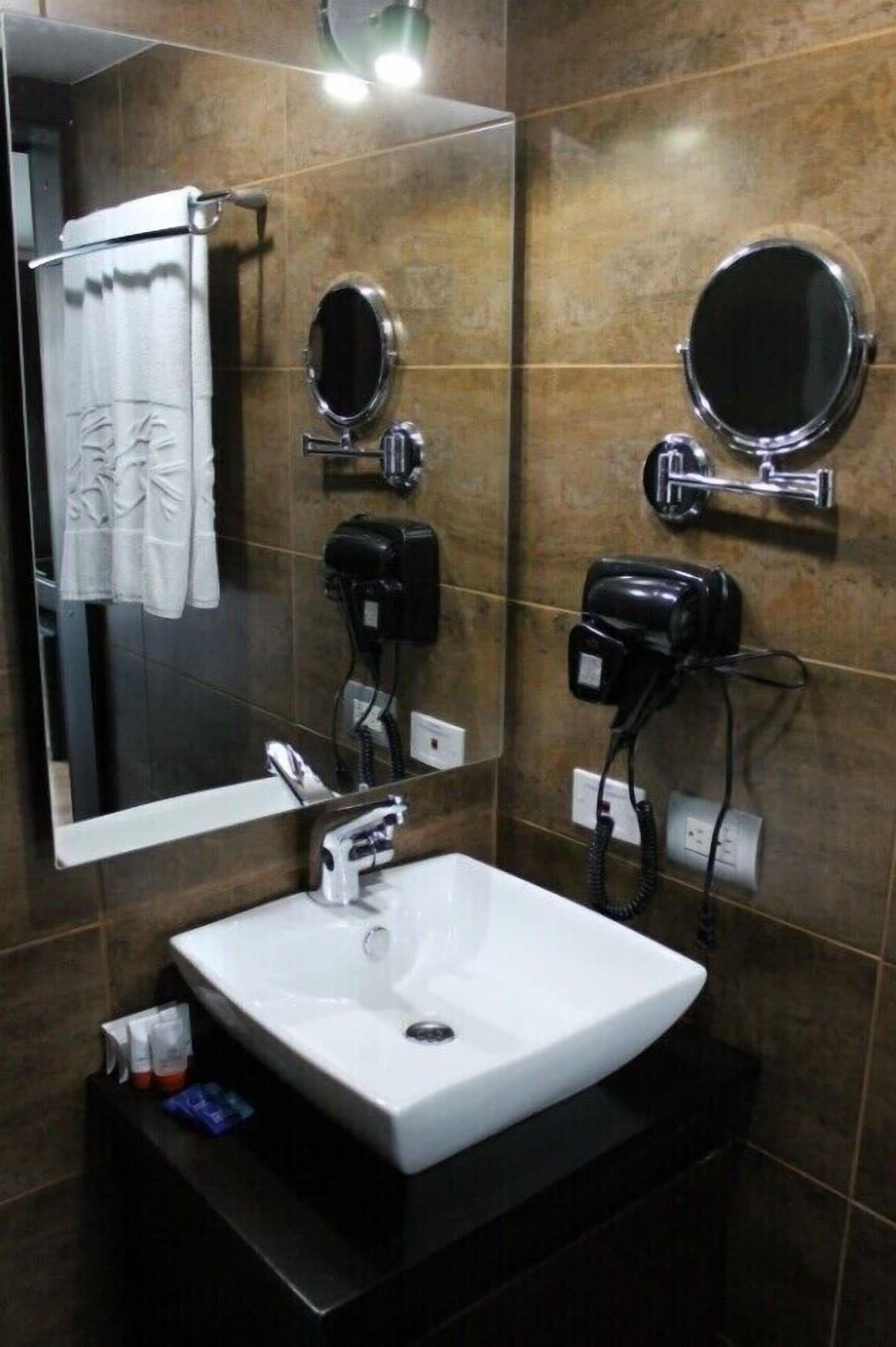Hotel Colombians Suite Bogotá Kültér fotó